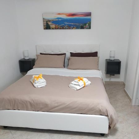 B&B House S. Ferdinando Naples Extérieur photo